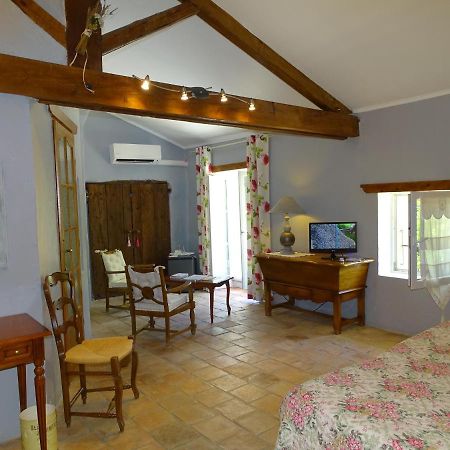 Bastide Des Princes B&B Caderousse Екстер'єр фото