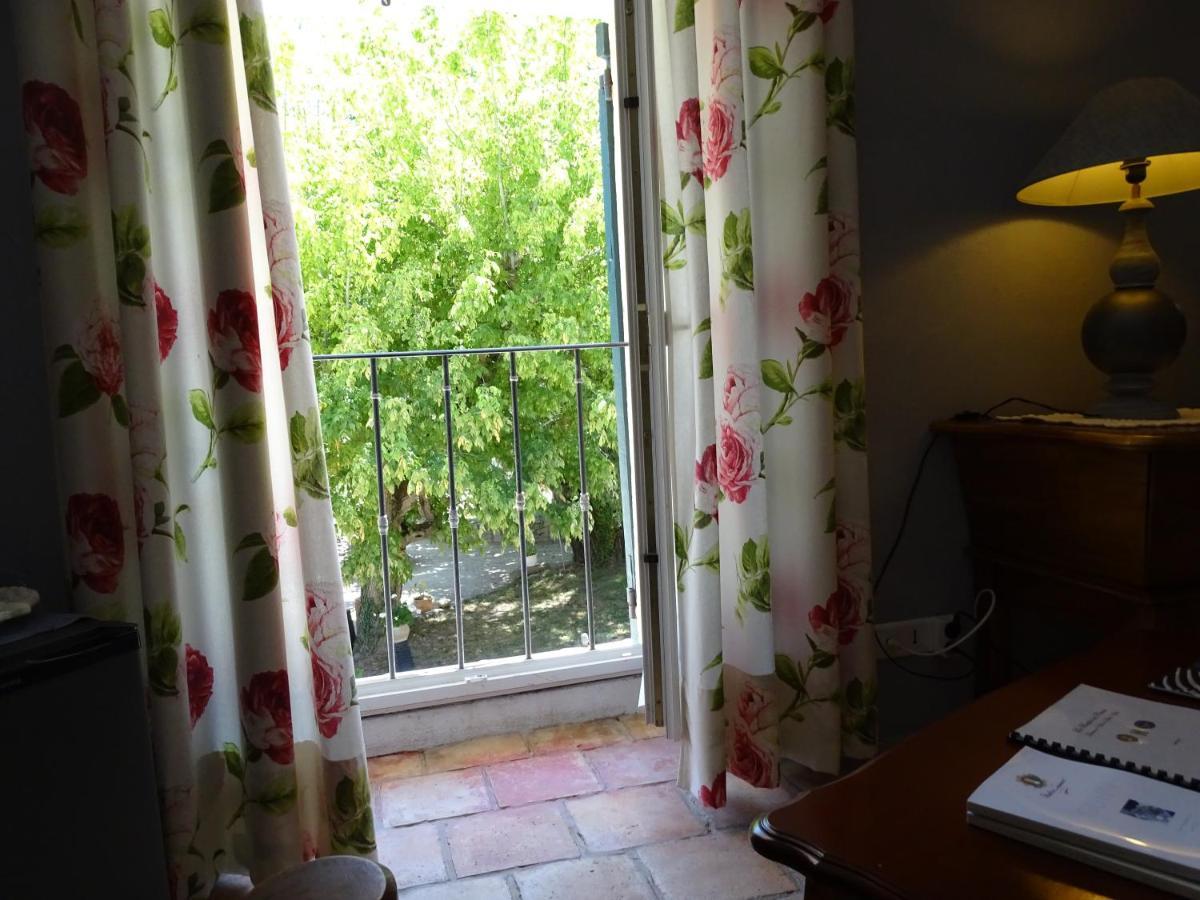 Bastide Des Princes B&B Caderousse Екстер'єр фото