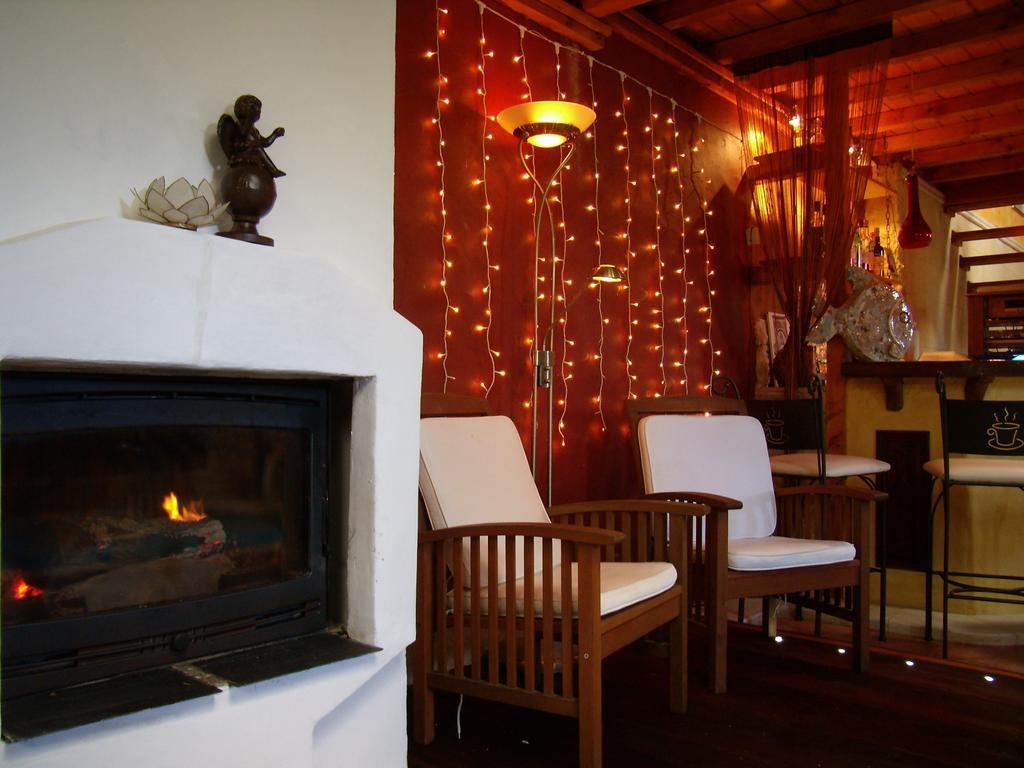 Bastide Des Princes B&B Caderousse Екстер'єр фото