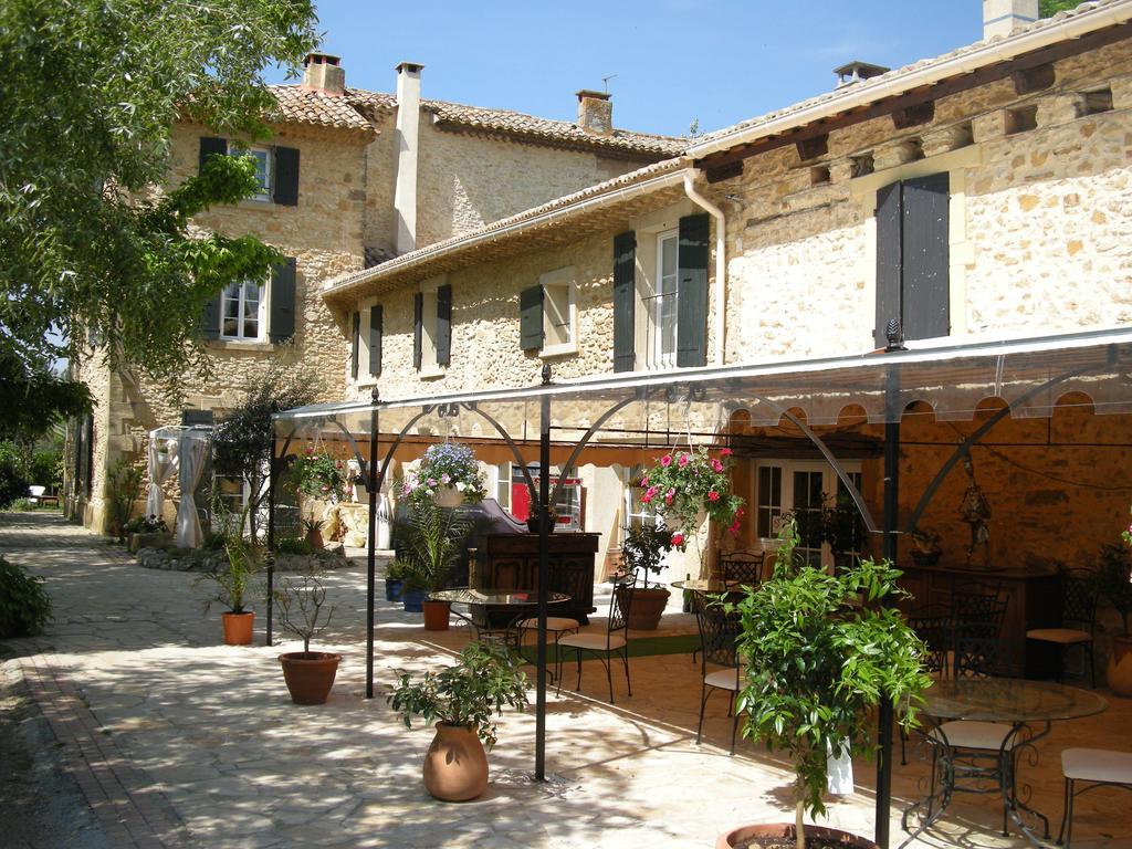 Bastide Des Princes B&B Caderousse Екстер'єр фото