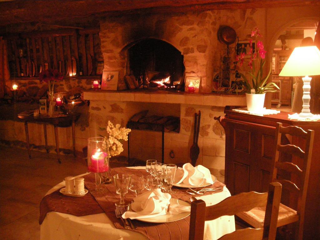Bastide Des Princes B&B Caderousse Екстер'єр фото